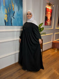 Abaya trés chic pour les grandes occasions, alliant luxe, élégance et raffinement.